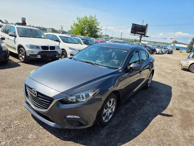 2015 Mazda Mazda3 Manual with Bluetooth