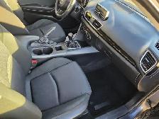 2015 Mazda Mazda3 Manual with Bluetooth - Photo 9