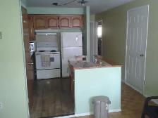 Chambre meublée non-fum. 1 coloc-25 08-800$-métro, plaza,2 parcs - Photo 4