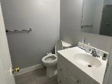 Room for rent - Photo 4