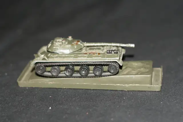 1973 ZYLMEX DIE CAST T404 SOVIET T10 JS III TANK