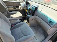 2004 Toyota Sienna 7-Passenger AWD Power Seats - Photo 11