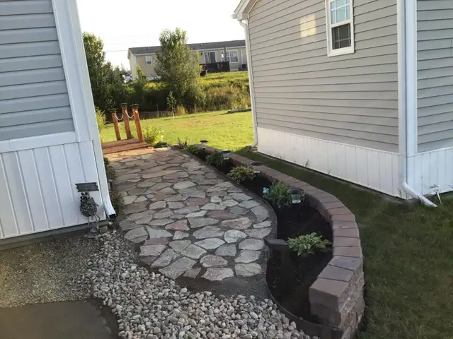 Limestone/flagstone - Armour rock