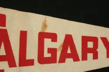 VINTAGE CALGARY COWBOYS PENANT DEFUNCT WHA HOCKEY TEAM RARE - Photo 2