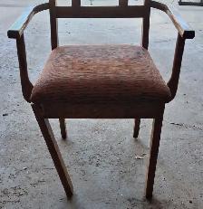 Dining table and chairs - Photo 6