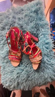 Luxury (30 pairs)Women's (Size 10US) Footwear Collection - Photo 4