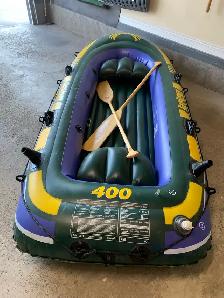 Inflatable 4 person Boat/Raft - Photo 2