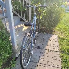 Giant Cypress Hybrid Bike - Photo 5