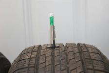 3 bon pneu d’été : Continental 225 / 60 R 17 pratiquement neuf