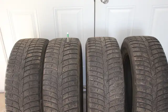 Pneu d’hiver 4 pneus Laufenn 225 / 65 R 17