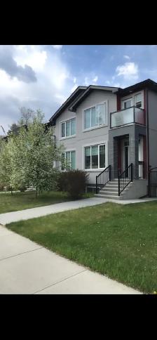 suite for Rent/U of A, South Gate Mall Area
