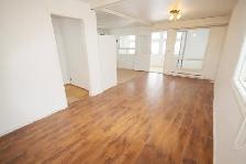 3 Bed 2 Bath Detached House For Rent Richmond Hill $2600 - Photo 4