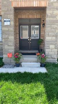 4 1 bed 3.5 bath - Photo 2