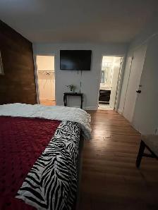 Master Bedroom with Private Bath - Square One - Photo 3