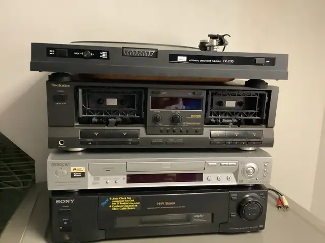 Vintage electronics repair