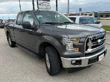 2017 Ford F-150 XLT  4 WD  Extra Cab 3.5 litre V6 only 128,000 k