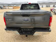 2017 Ford F-150 XLT  4 WD  Extra Cab 3.5 litre V6 only 128,000 k - Photo 9