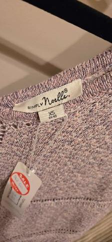 XS Sweater - New - Photo 2