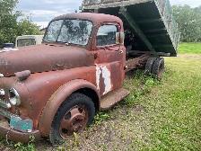 1950 Dodge ton and a half - Photo 2