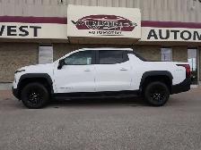 2024 Chevrolet Silverado EV All-electric Work Truck | e4WD - Photo 4