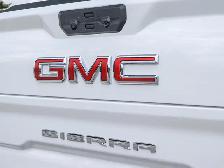 2026 GMC Sierra 1500 Elevation- Convenience Pkg - Safety Pkg - Photo 16
