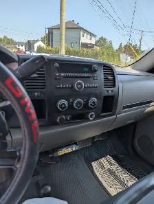 GMC SIERRA 2500HD 2013 - (4X4 - 33,271 KM) - Photo 8