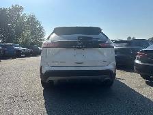 2022 Ford Edge Titanium - Photo 6