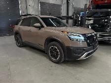 2023 Nissan Pathfinder Rock Creek | Heated Seats/Steering Wheel - Photo 2