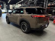 2023 Nissan Pathfinder Rock Creek | Heated Seats/Steering Wheel - Photo 4