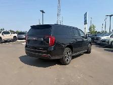 2024 GMC Yukon XL AT4 AWD 5.3L 8 Passenger | Panoramic Sunroof - Photo 4