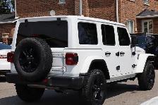 2023 Jeep Wrangler Sahara Altitude 4 Door 4x4 - Photo 5