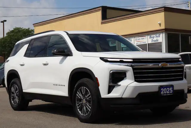 2025 Chevrolet Traverse AWD 4dr LT