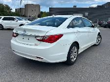 2012 HYUNDAI SONATA GLS | LOW KM | GORGEOUS - Photo 3