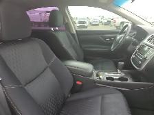 2018 Nissan Altima - Photo 17