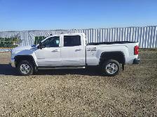 2017 GMC Sierra 2500HD - Photo 2