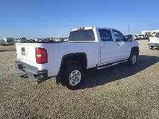 2017 GMC Sierra 2500HD - Photo 5