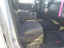 2017 GMC Sierra 2500HD - Photo 23