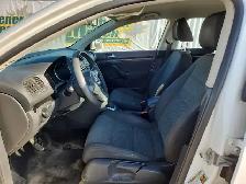 2011 Volkswagen Jetta - Photo 12