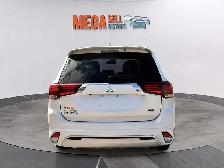 2020 Mitsubishi Outlander PHEV SEL - Photo 4