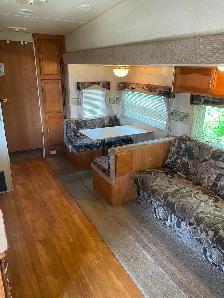 2005 Forest River Salem 29’  Bunkhouse - Photo 4