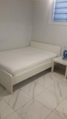 LQQK - Beautiful Clean Furnished Room for Rent