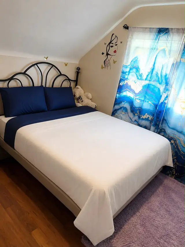 Second floor unfurnished room available near fanshawe College