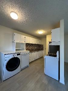 3 BED 1 BATH - WALK-UP TOWNHOUS\ - Photo 5