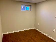 ALL-INCLUSIVE 3 Basement Rooms – Newly Renovated, Large windows - Photo 3
