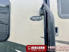 2011 EVERGREEN EVER-LITE 31RB Travel Trailer - Photo 4