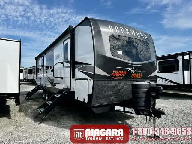 2025 FOREST RIVER ROCKWOOD ULTRA LITE 2918BH