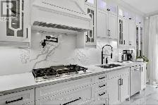 House for rent - Photo 2