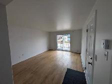 2bd big apt - Hull - 1390 for sept 1st - Photo 2