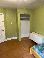 Walk to OttawaU and Downtown, all-inclusive, $630, Sept 1st - Photo 3