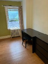 Walk to OttawaU and Downtown, all-inclusive, $630, Sept 1st - Photo 4